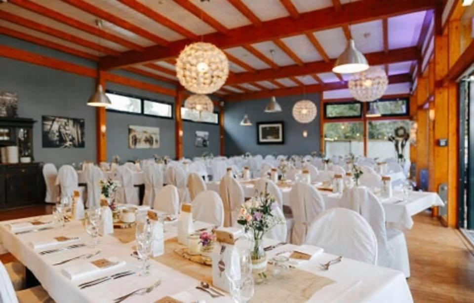 Weltrad Am Fluss Restaurant & Quartier Otel Schönebeck Dış mekan fotoğraf